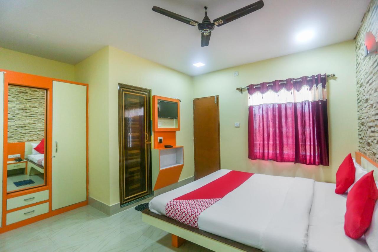 Oyo 60771 New Puri Hotel Extérieur photo