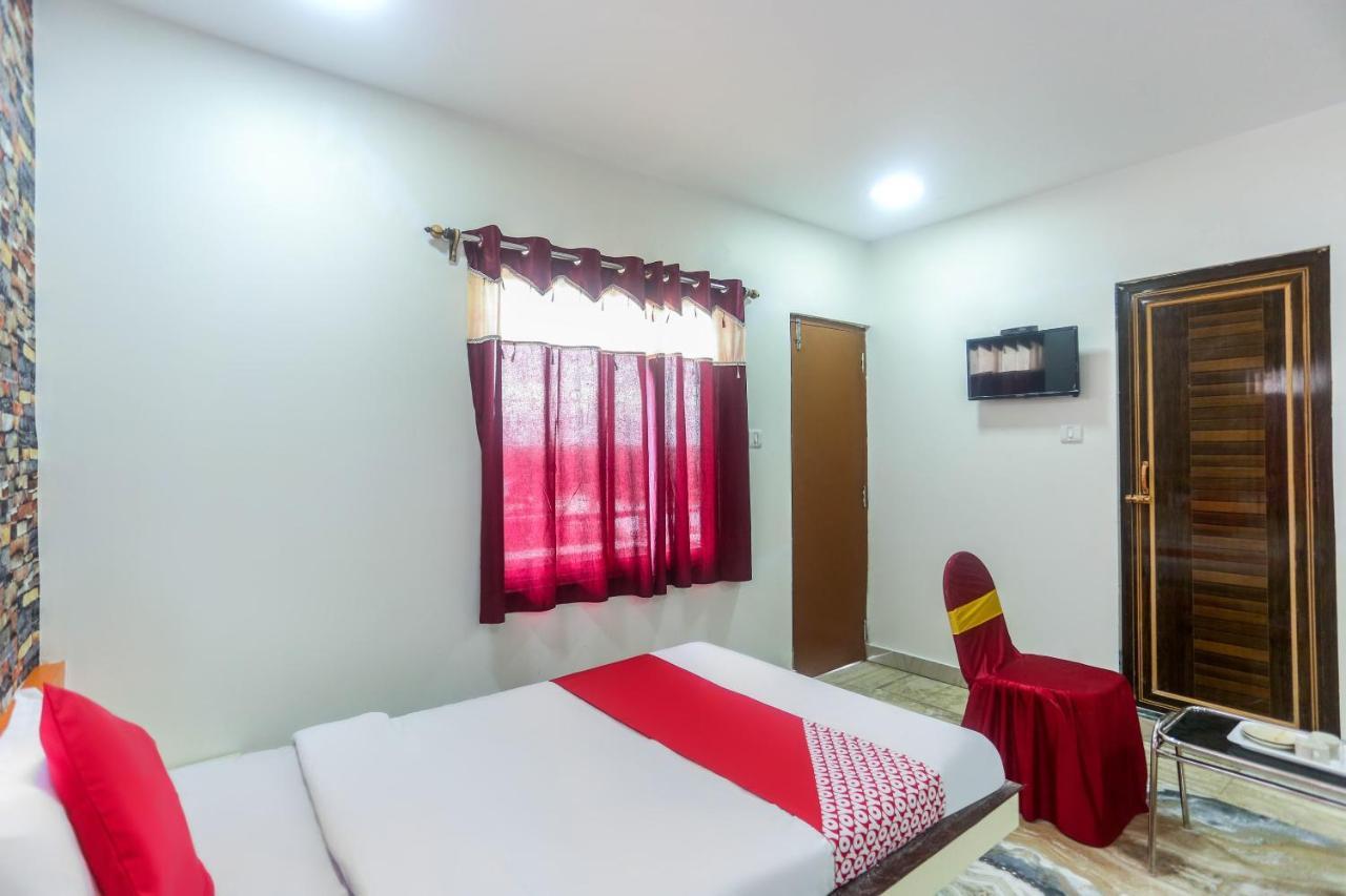 Oyo 60771 New Puri Hotel Extérieur photo